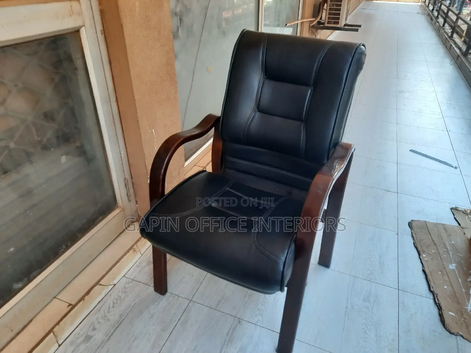 Non Rotating Office Chair