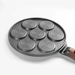 Non Stick Round Smiling Face Baking Pan