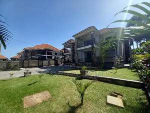 Furnished 7bdrm Duplex in Kisaasi Tarmack, Nakawa for sale