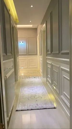 Top Wall Molding