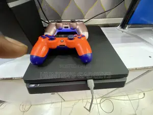 Sony Playstation 4 Slim Chipped With More Than 10games 1tb