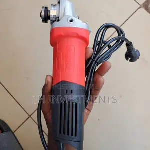 Yoyo Angle Grinder 720W.