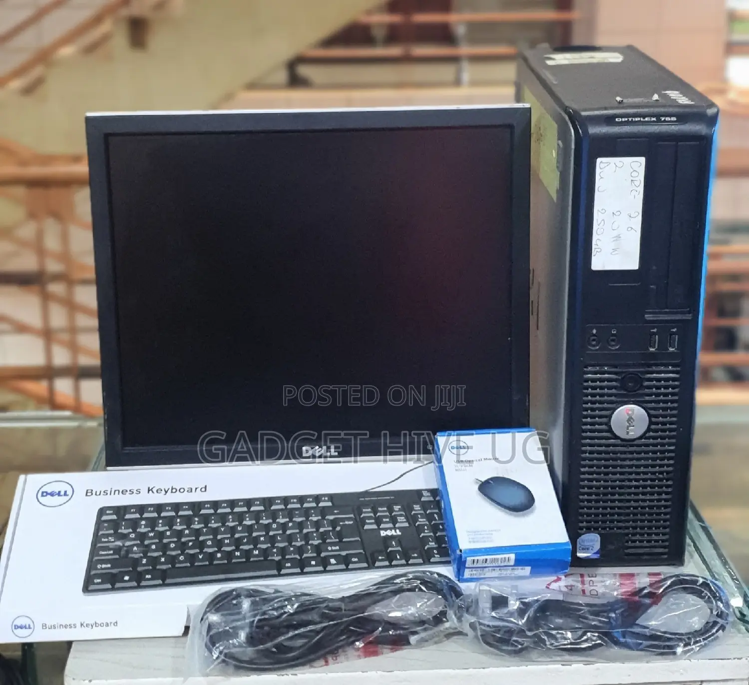 Desktop Computer Dell OptiPlex 780 2GB Intel Core 2 Duo HDD 250GB