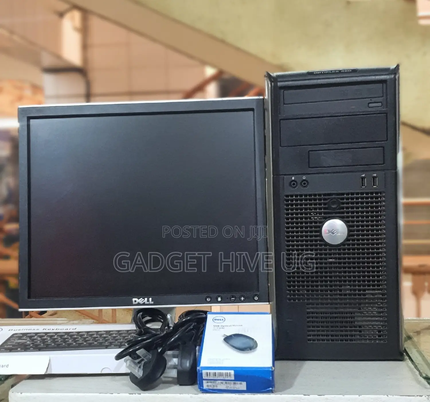 Desktop Computer Dell OptiPlex 780 2GB Intel Core 2 Duo HDD 250GB