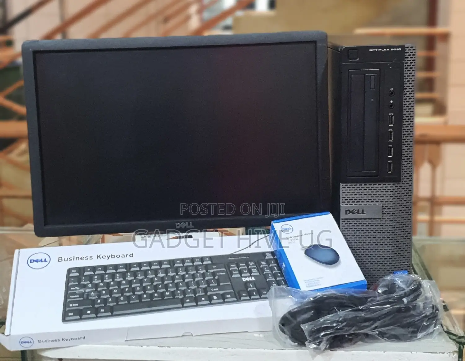 Desktop Computer Dell OptiPlex 380 4GB Intel Core I5 HDD 500GB