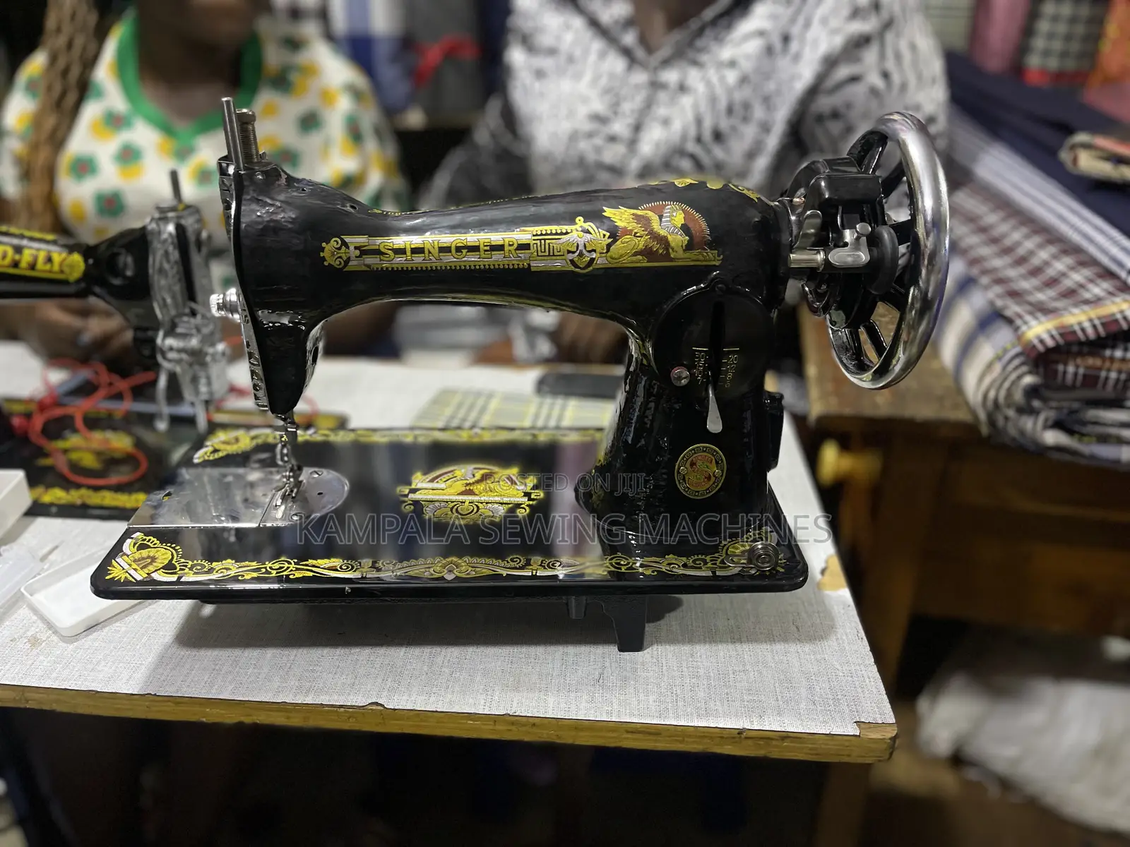New Singer Sewing Machines With the Stand