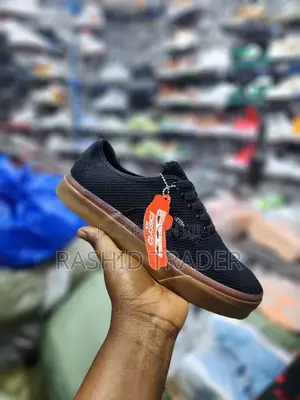 Classic Vans Black