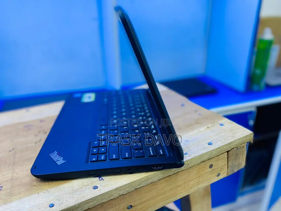 Laptop Lenovo Yoga 11e 8GB Intel Core I3 SSD 128GB