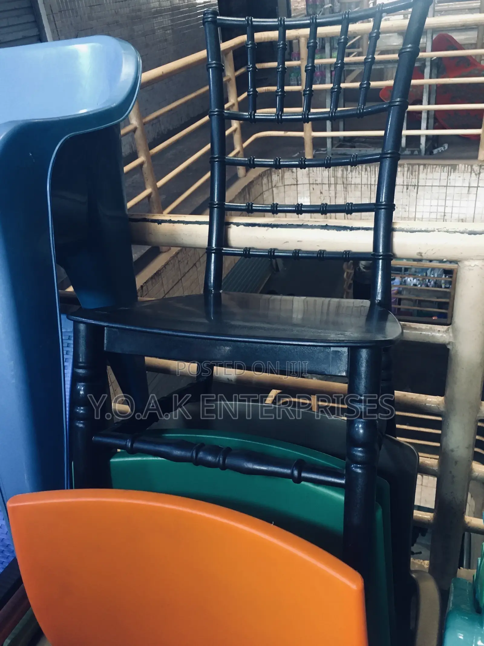 Vip Unique Plastic Chair
