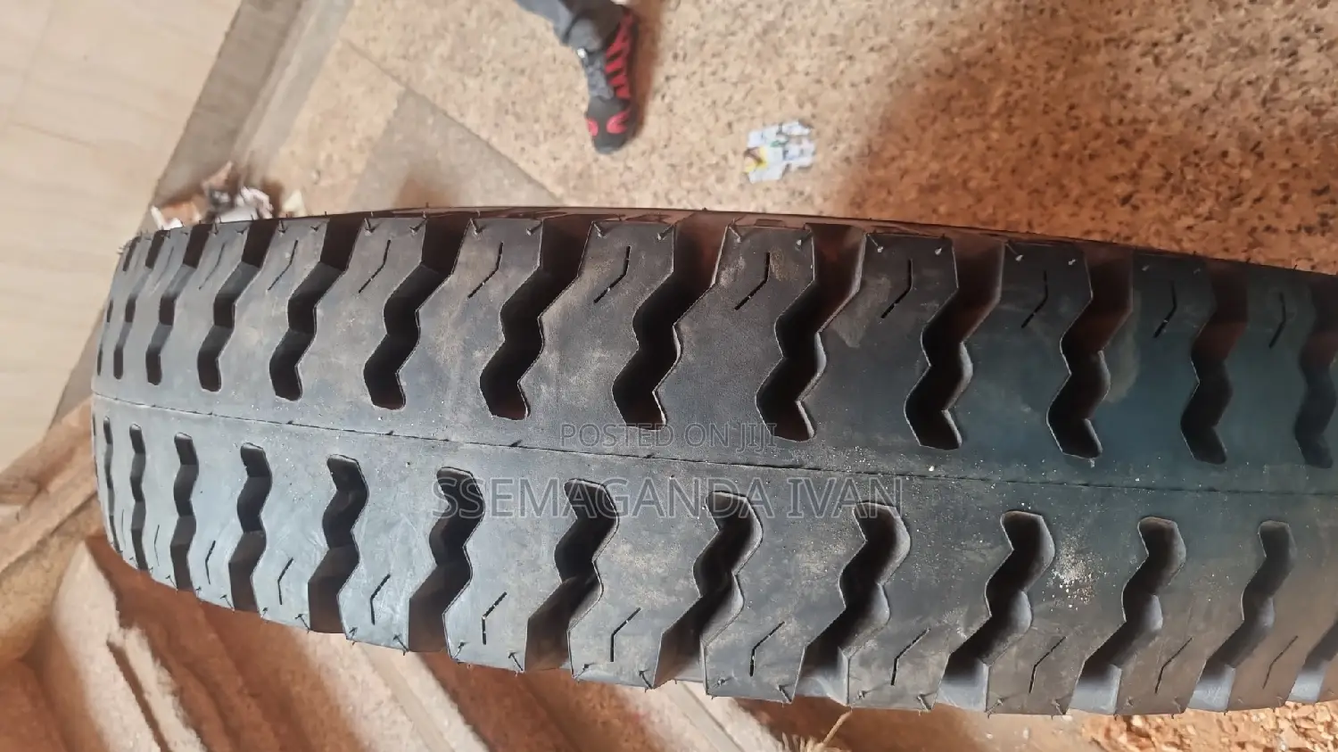 1200r20 MRF Mudgrip