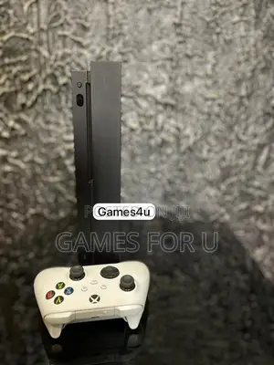 Used Xbox One X With 2 Game Controllers %^$$55