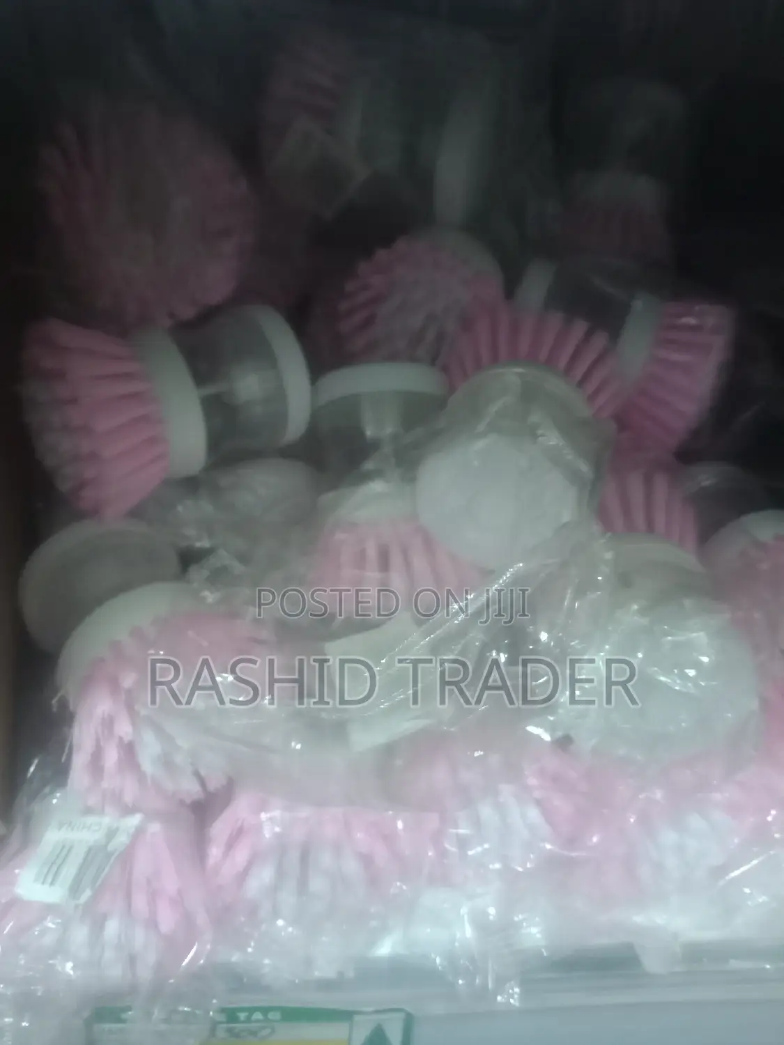 Pink Washing Brush With Pot