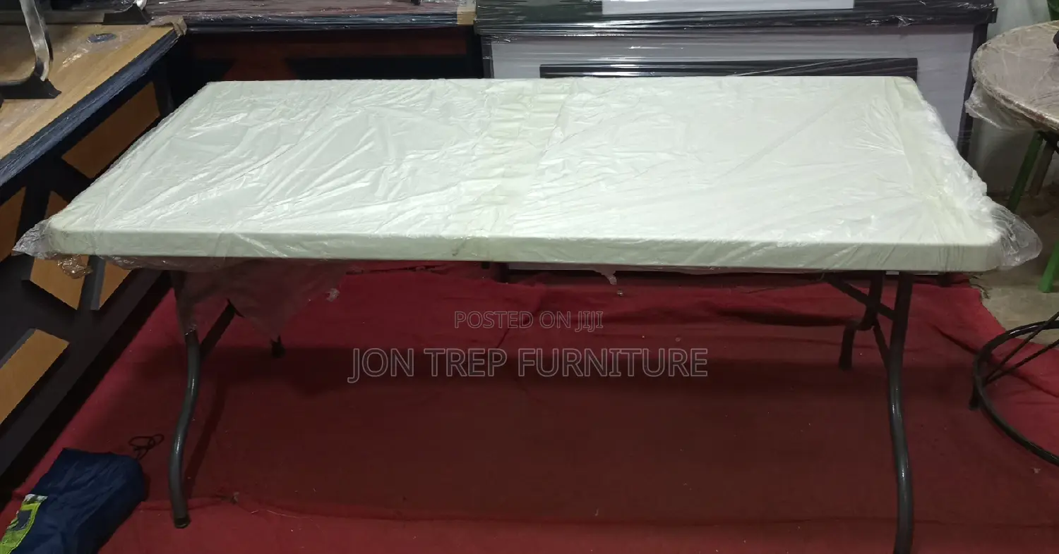 Foldable Conference Table