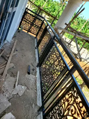 Baloconies in Black Colour