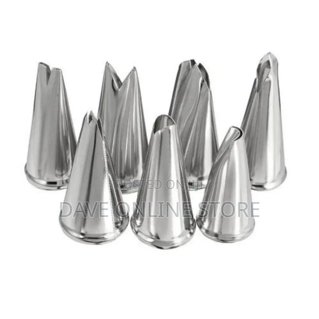 Useful 7 Pieces Cake Icing Decorating Tool Kit