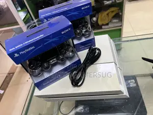 Sony Ps4 Chipped With 20 Games