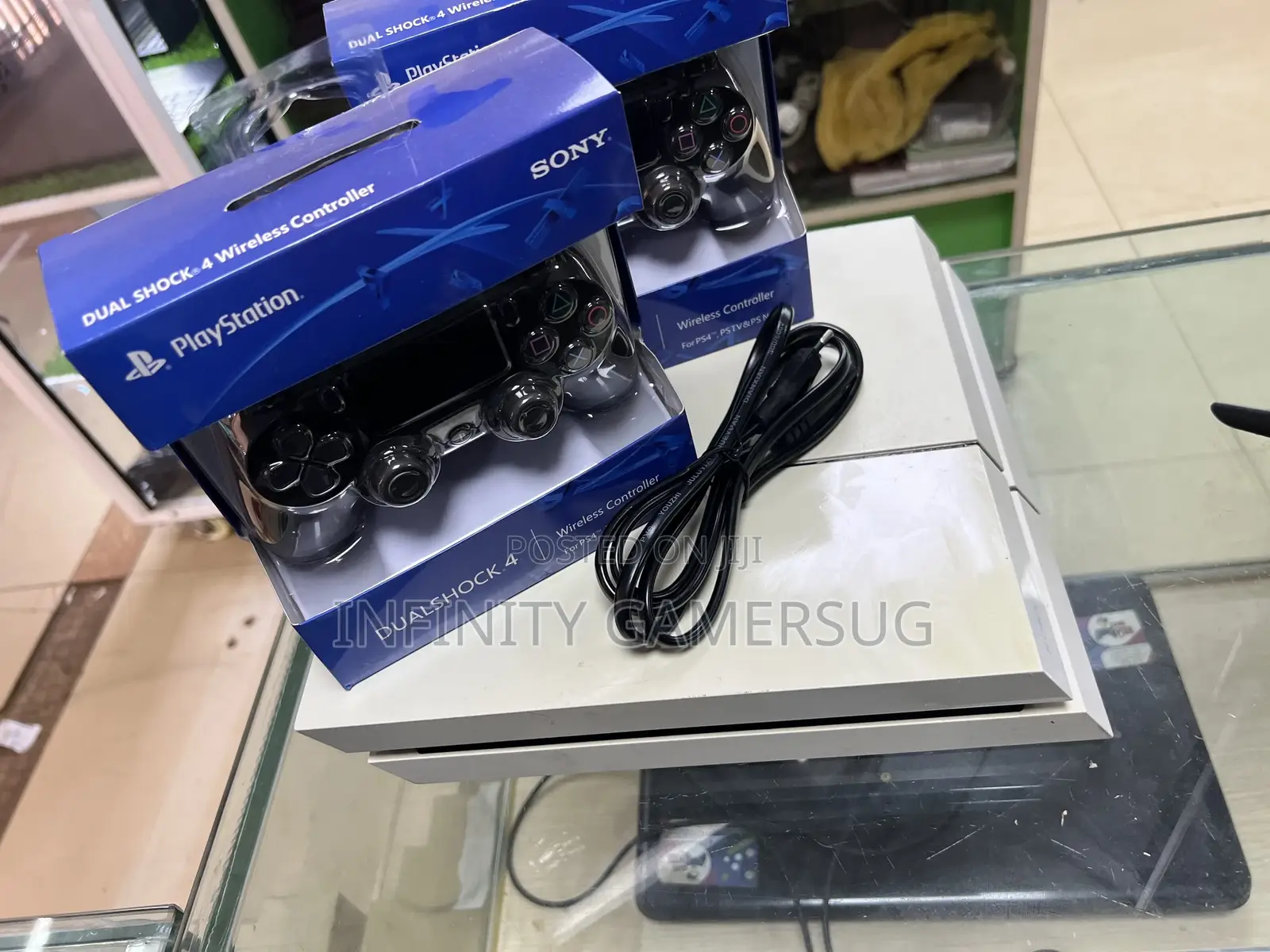 Sony Ps4 Chipped With 20 Games