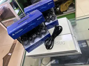 Sony Ps4 Chipped With 20 Games