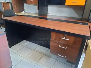 Exexecutive Office Table With L Drawer