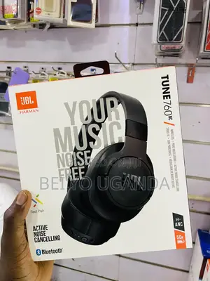 JBL Tune 760