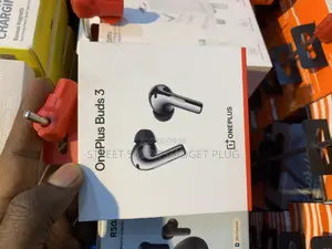 One Plus Buds 3 Pods