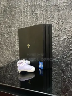 Unchipped Uk Used Ps4 Pro Console With One Game Pad$88