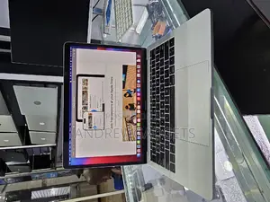 Laptop Apple MacBook Pro 2016 8GB Intel Core I5 SSD 256GB