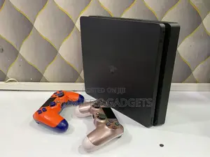 Sony Playstation 4 Slim With 2 Game Controllers Slightly Use