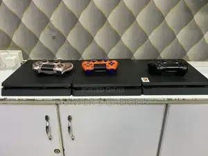 Sony Playstation 4 Slim With 2 Game Controllers Slightly Use