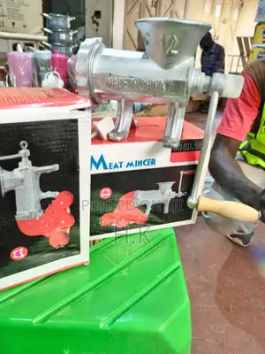 No.12 Iron Meat Mincer