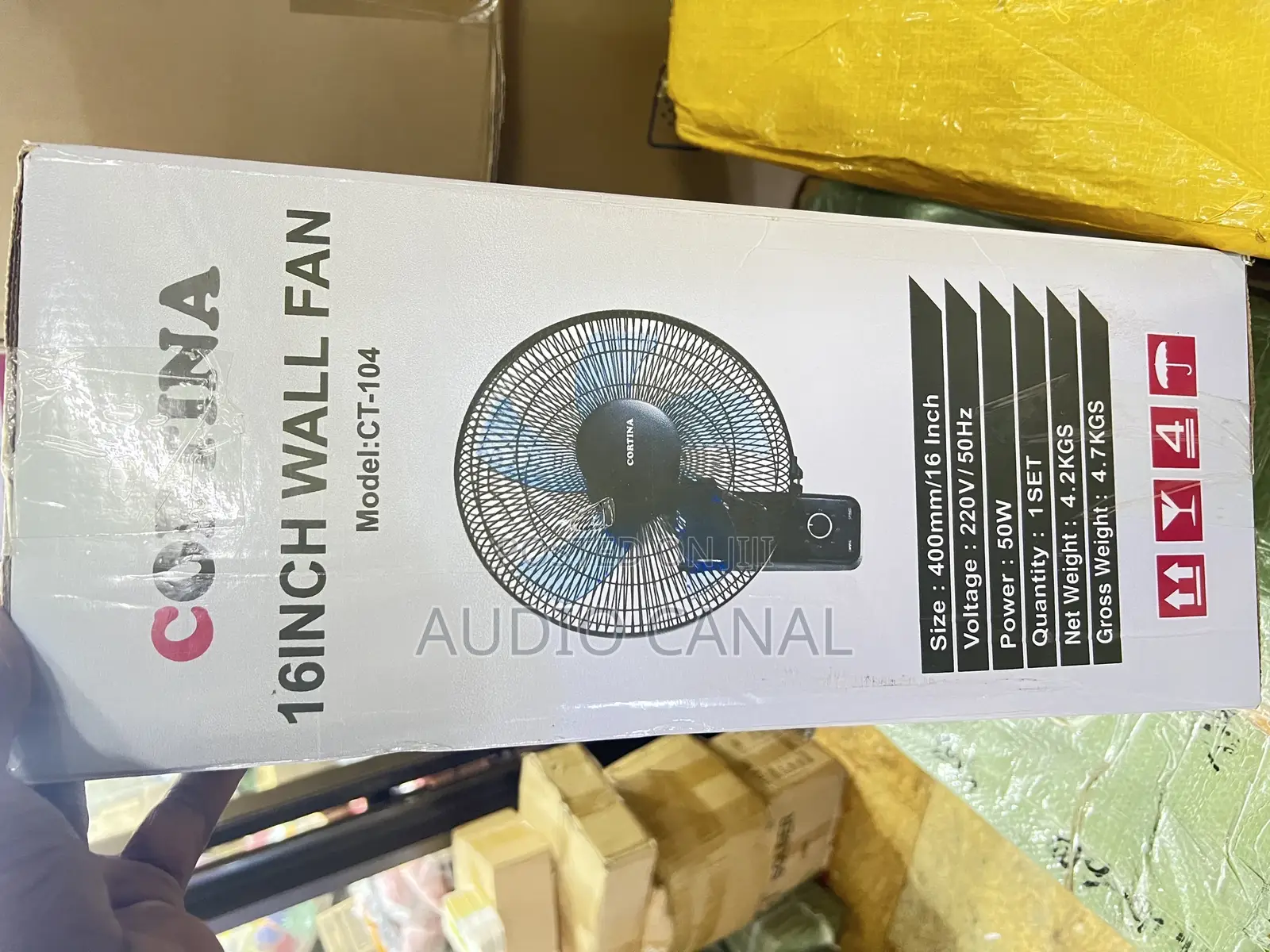 Cotina 16” Wall Fan