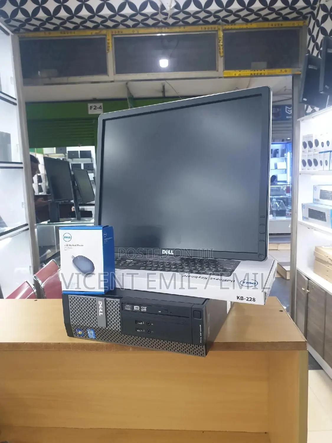 Desktop Computer Dell 4GB Intel Core i3 HDD 500GB