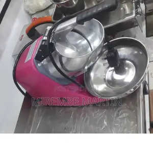 Electric Ice Crusher Machine.