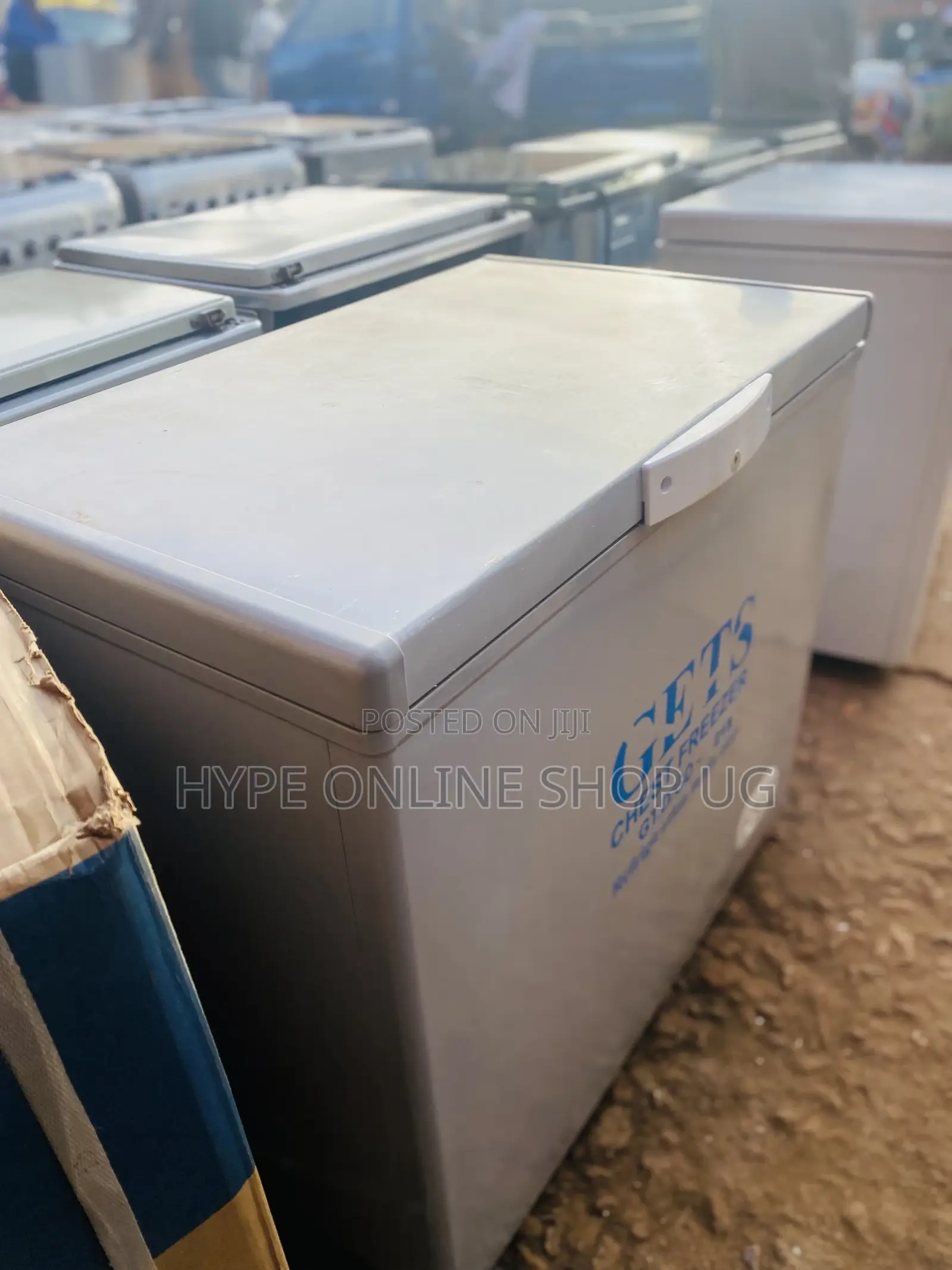 250L Deep Freezer Fridge Ug