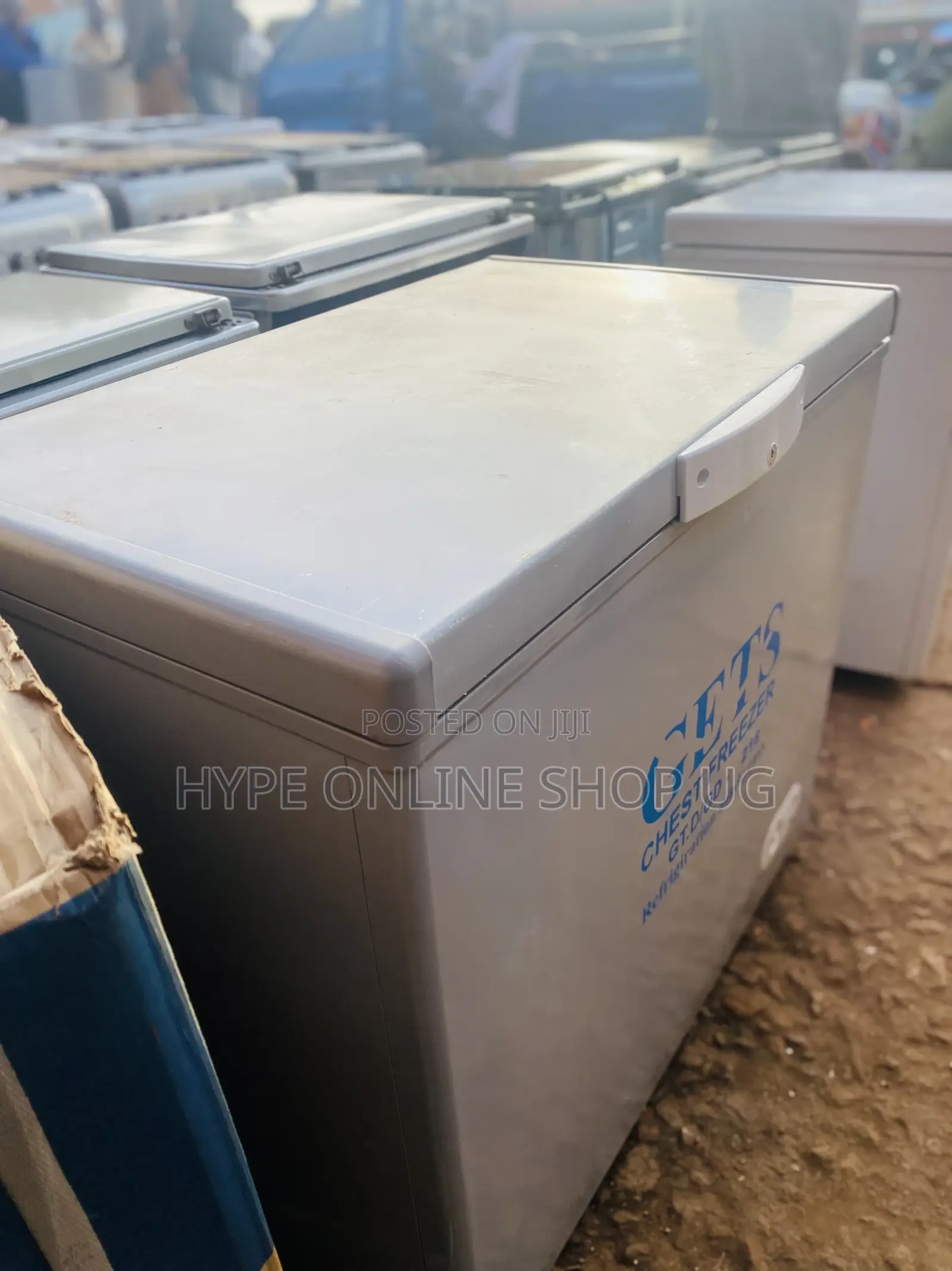 250L Deep Freezer Fridge Ug