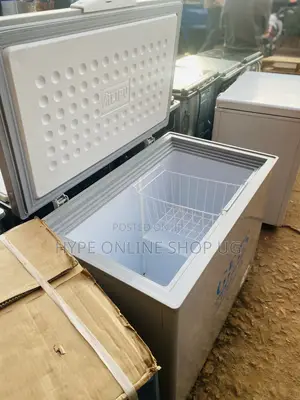 250L Deep Freezer Fridge Ug