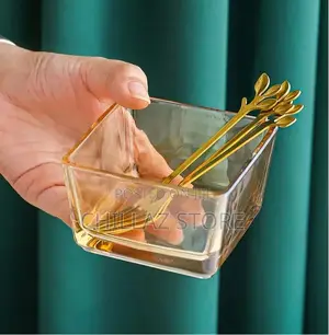 Nut Plate Glass Four Grid Snack Plate Candy Box