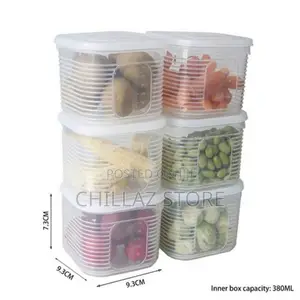 Plastic Food Storage Container With 6 Removable Organizer