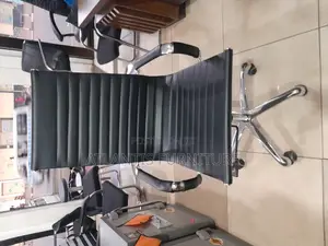 Extraordinary Board Room Chair