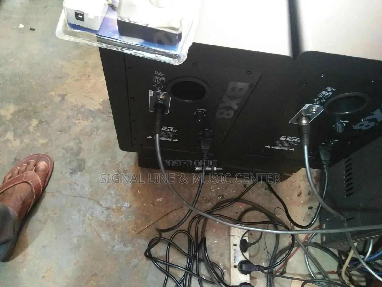 M- Audio Bx8 Studio Montor