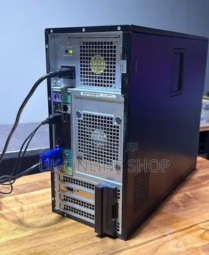 Desktop Computer Dell OptiPlex 390 4GB Intel Core I7 HDD 500GB