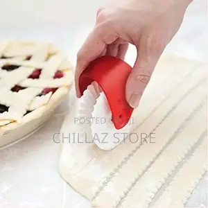 Pastry Decorative Dough Pizza Cake Pie Cutting Wheel Roller
