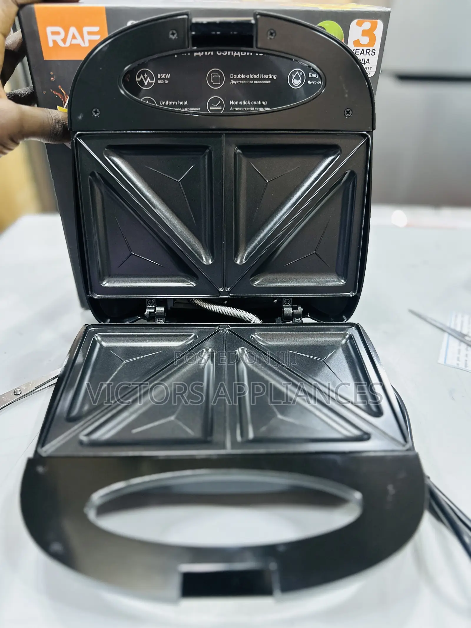 Raf Sandwich Maker