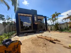 Furnished 5bdrm Villa in Kyanja, Central Division for sale