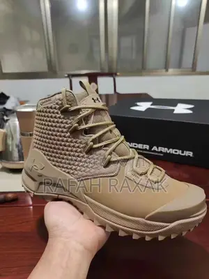 Original Men’S Brown Under Armour Goretex Sneakers
