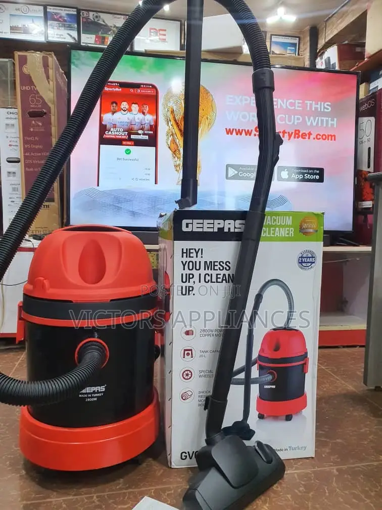 Geepas Vacuum Cleaner