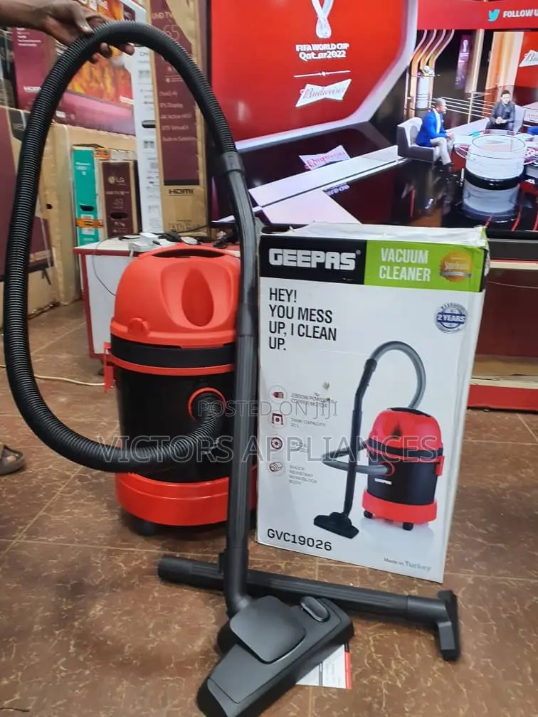 20L Geepas Vacuum Cleaner