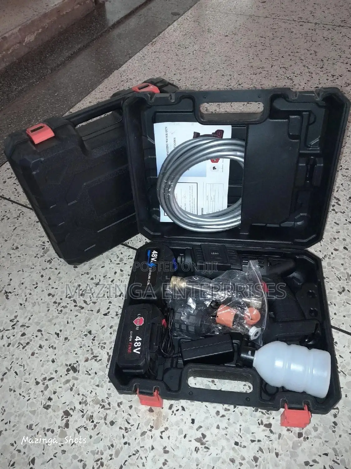 Rechargeable Car Washer(2batteries 1 Extra)