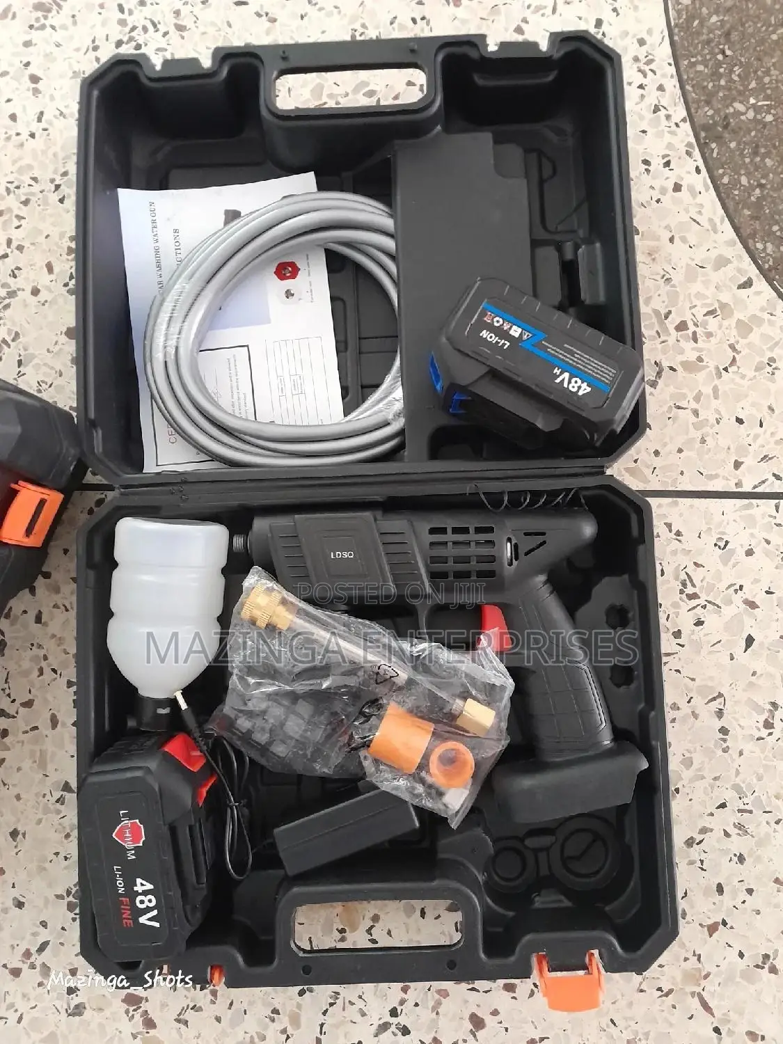 Rechargeable Car Washer(2batteries 1 Extra)