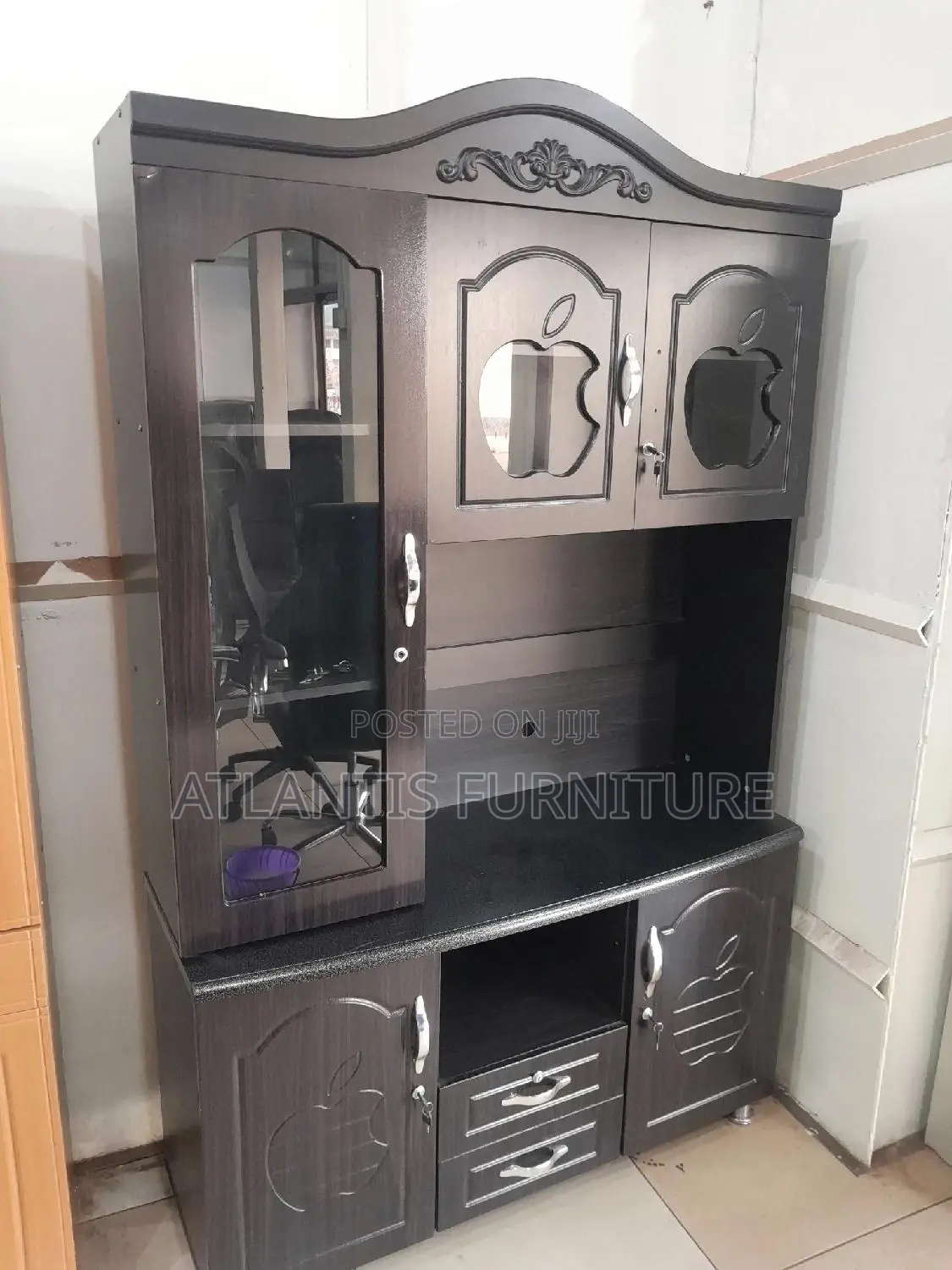 Chichen Cabinet for Executive Homes